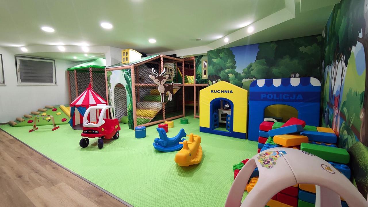 Sajmino Family House Hotel Острода Екстериор снимка