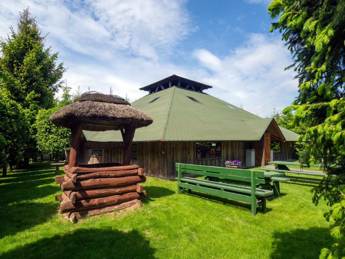 Sajmino Family House Hotel Острода Екстериор снимка