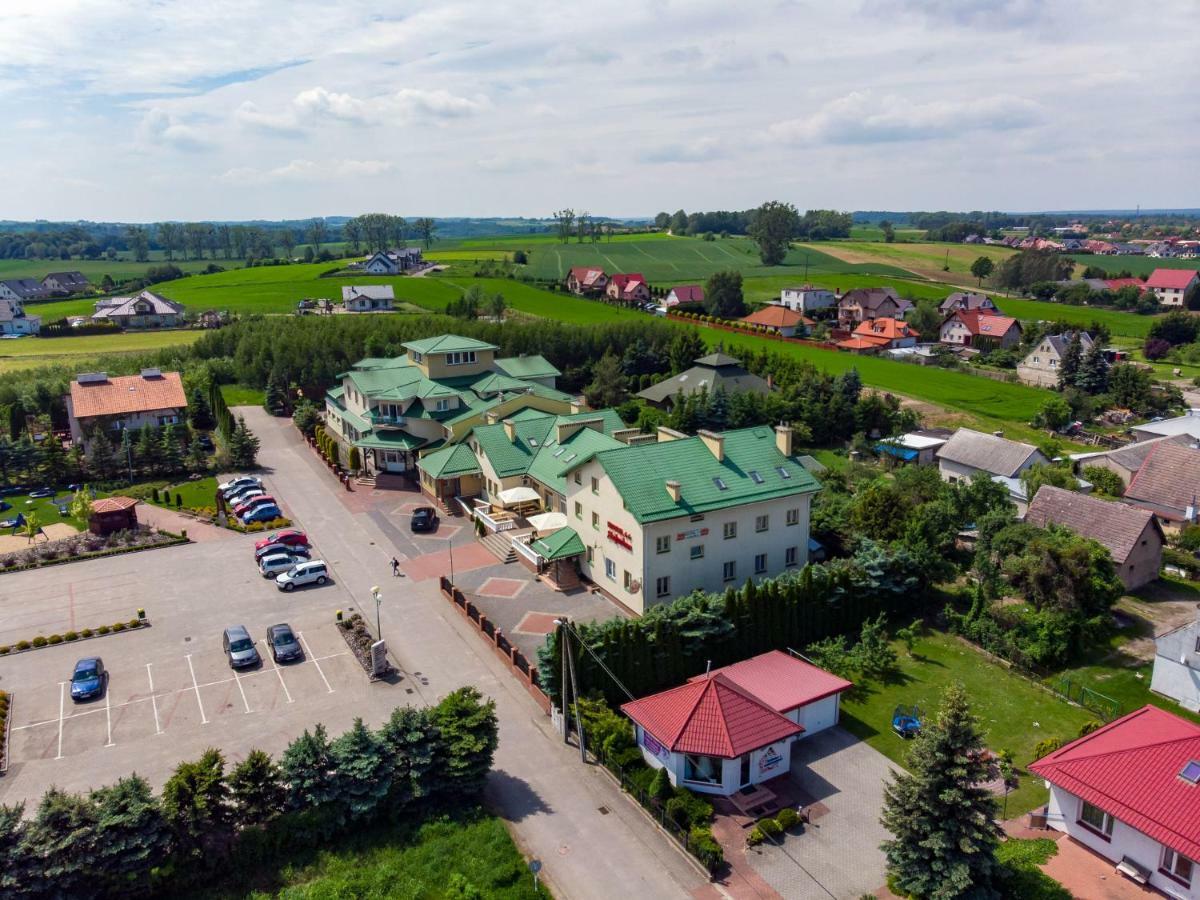 Sajmino Family House Hotel Острода Екстериор снимка