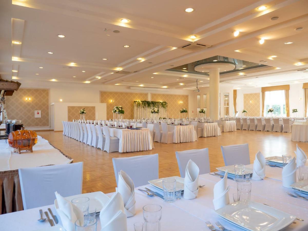 Sajmino Family House Hotel Острода Екстериор снимка