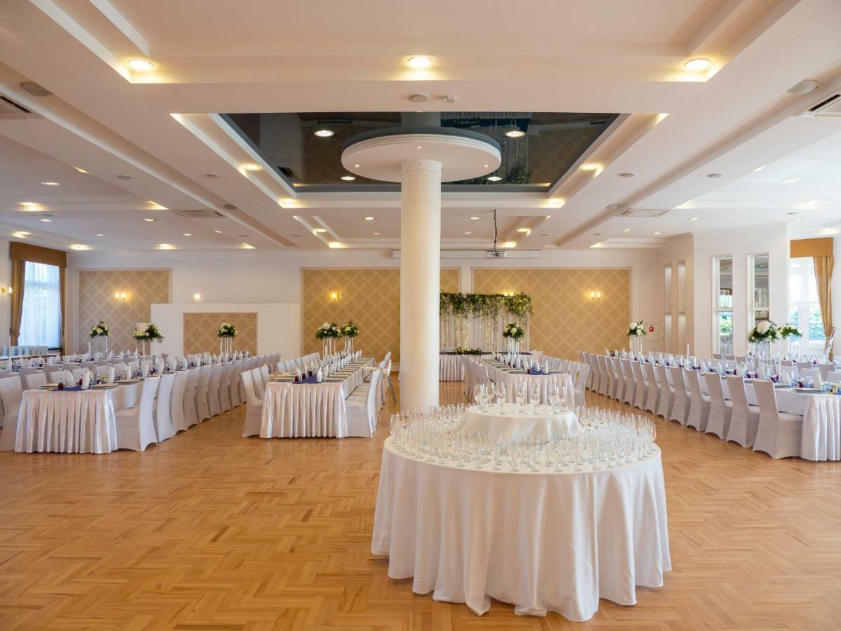 Sajmino Family House Hotel Острода Екстериор снимка