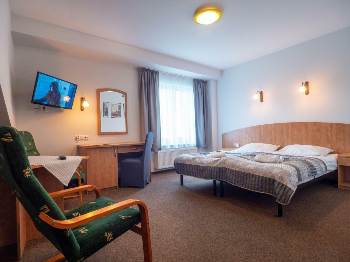 Sajmino Family House Hotel Острода Екстериор снимка